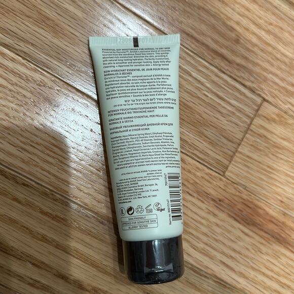 AHAVA time to hydrate essential day moisturizer for normal to dry skin 2… - Picture 3 of 4